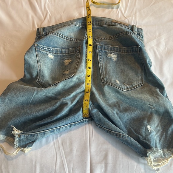 $90 Blank NYC Size 25 Distressed High Waist Jean Denim Shorts - Picture 9 of 12